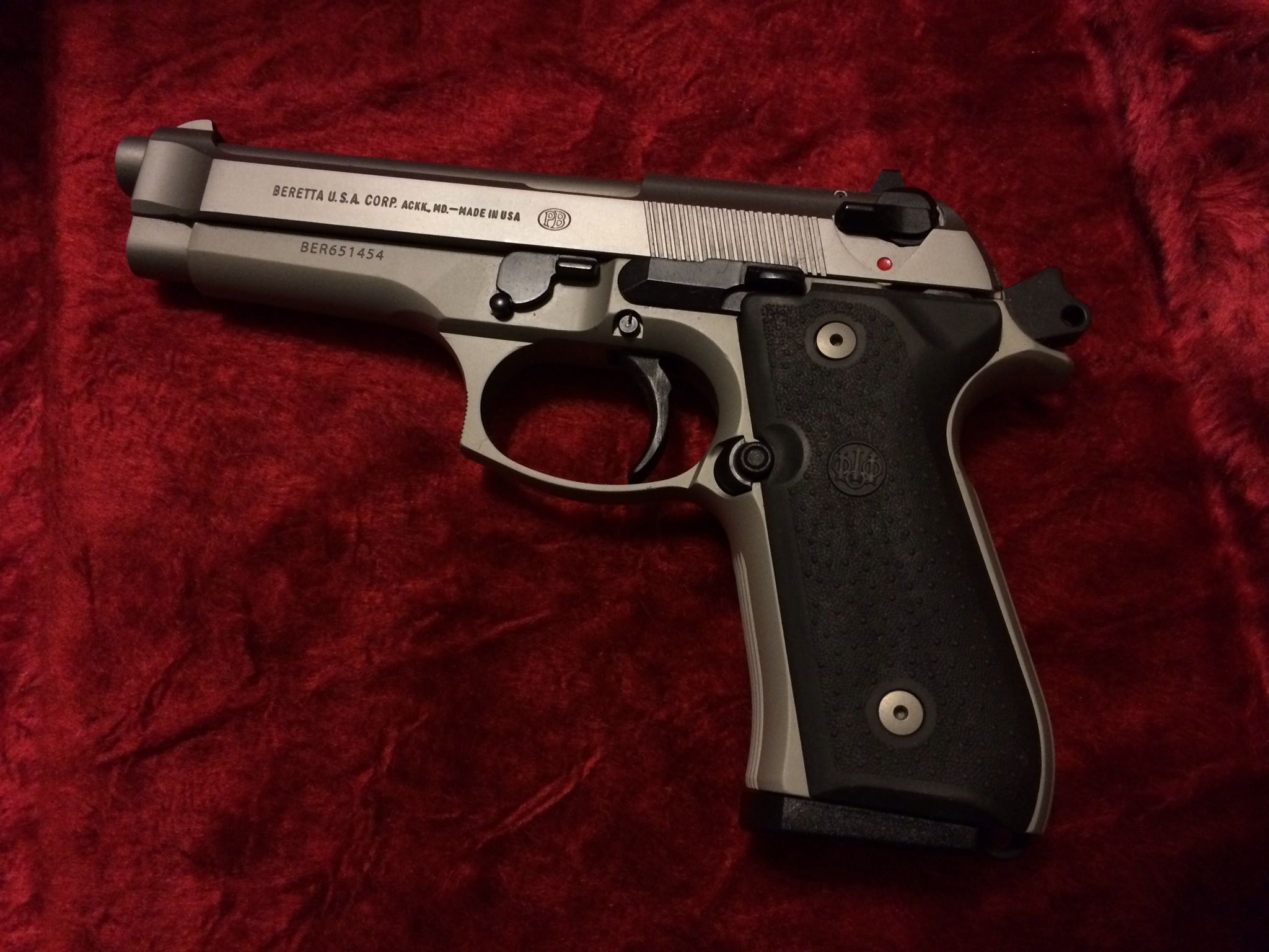 Beretta 92FS INOX